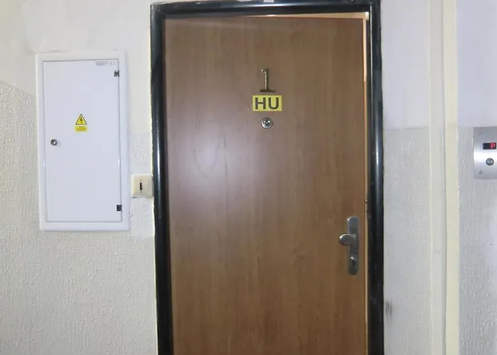 Hu Privatunterkunft