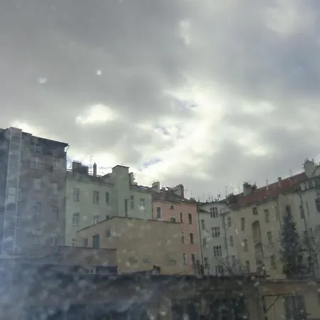 Hu * Praga